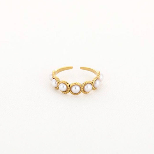 Multi pearl Ring Gold