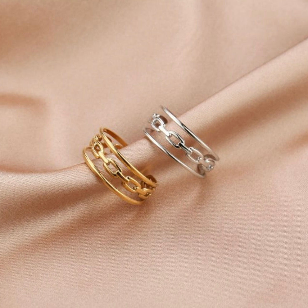 Triple Ring Gold