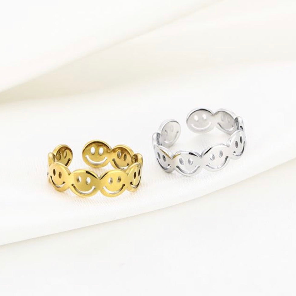 Smiley Ring Gold