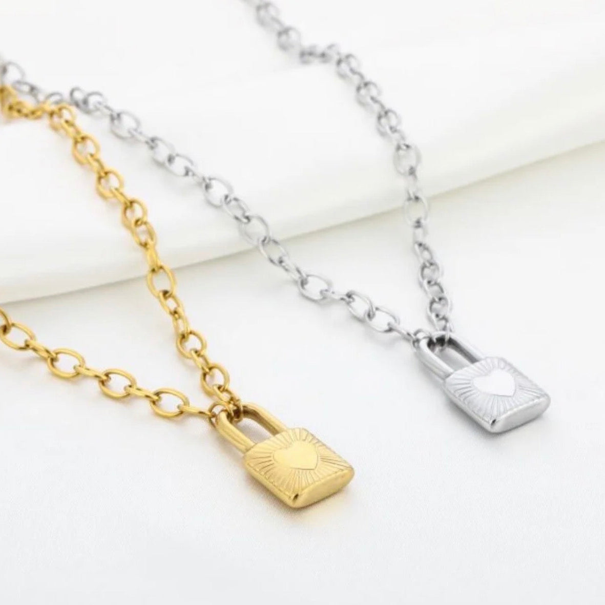 Lock Necklace Gold