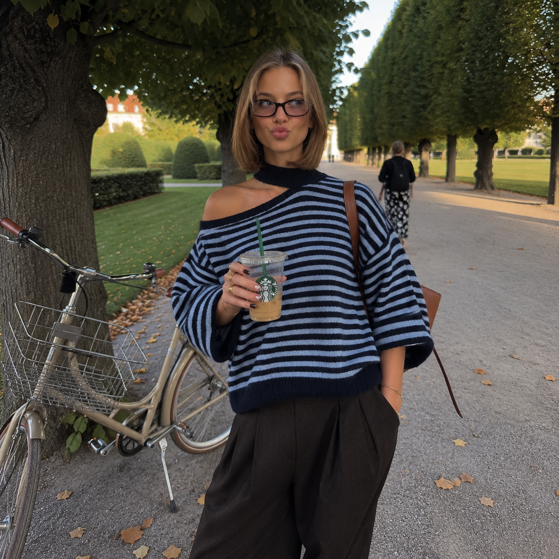 Livia Sweater Navy & Light Blue