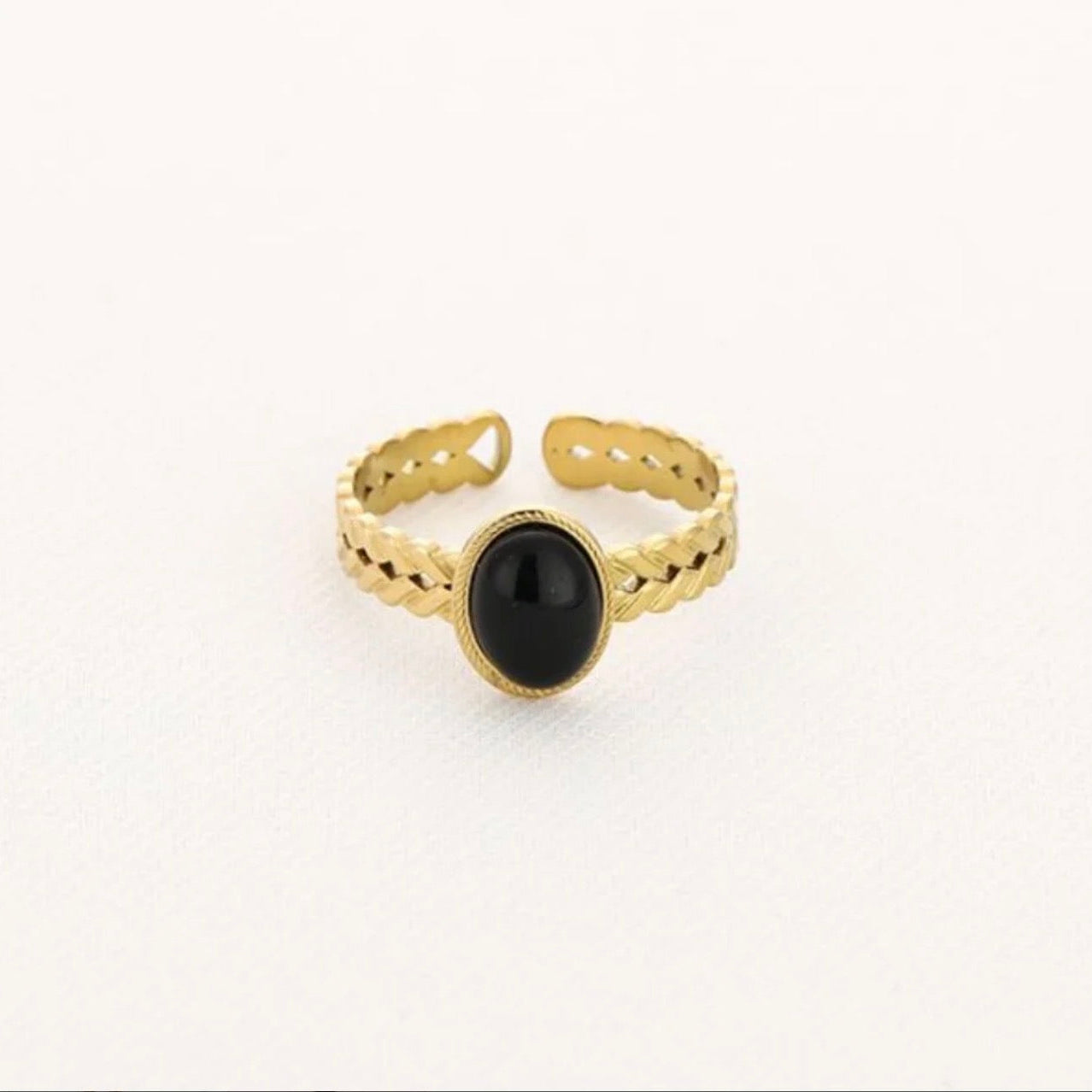 Black Stone Ring Gold