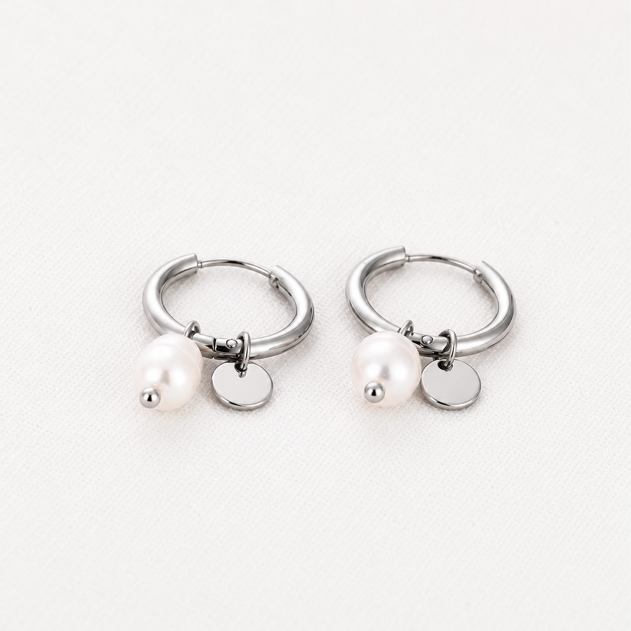 Dots & Pearl Earrings Silver