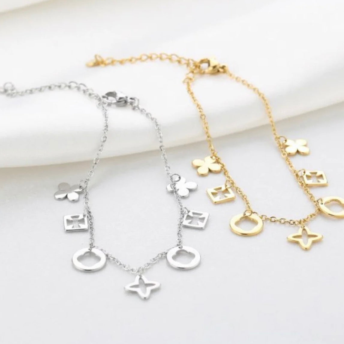 Multi Clover Bracelet Gold