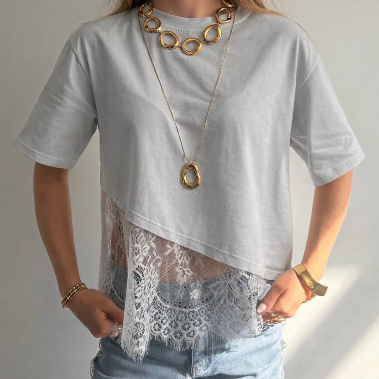 Lacy T-shirt Grey