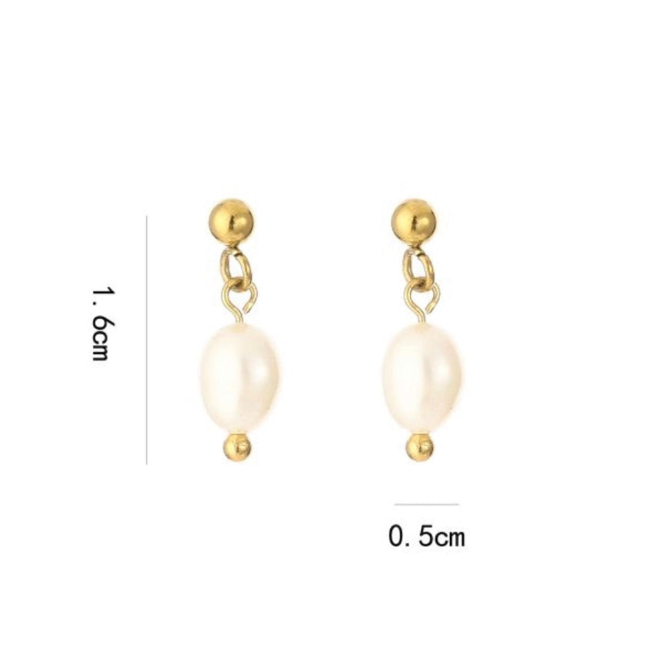 Dot and Pearl Stud Earrings Gold