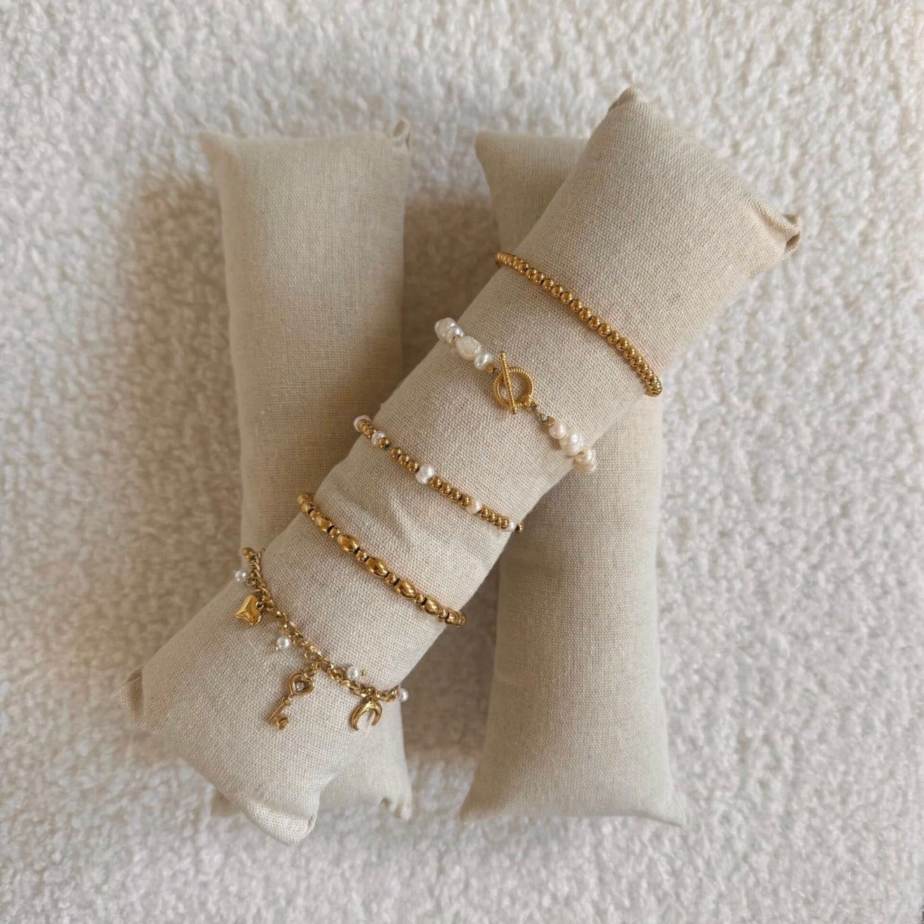 Bracelet Display Beige