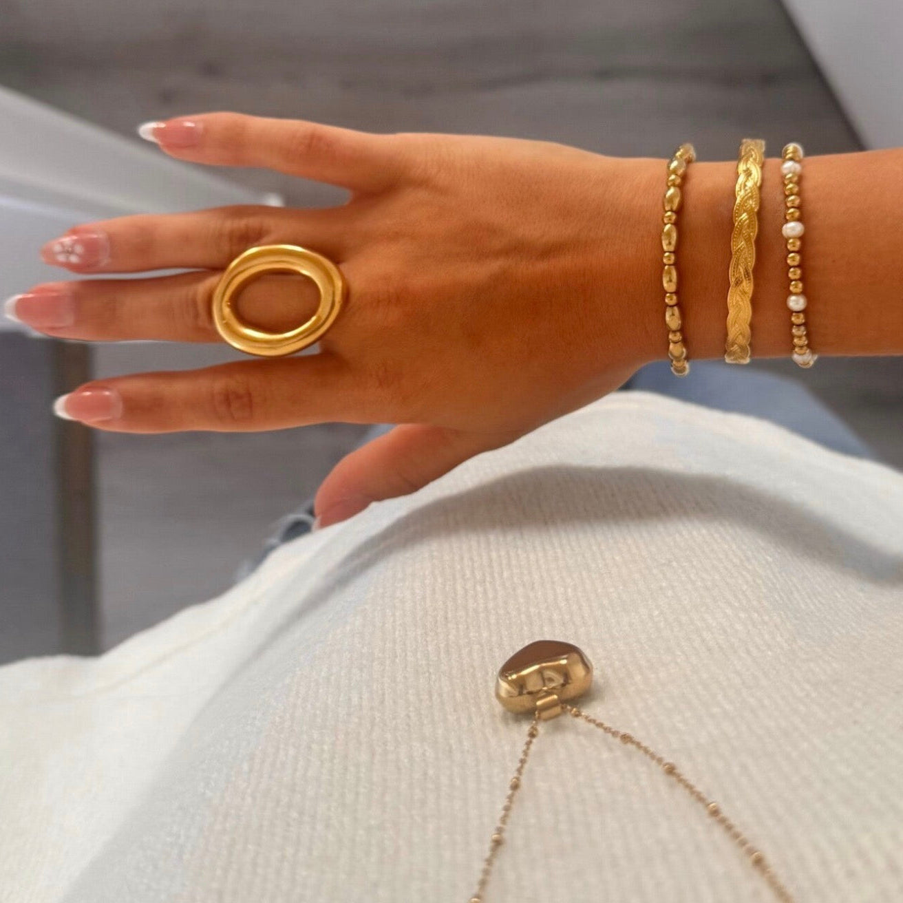 Grace Hoop Ring Gold