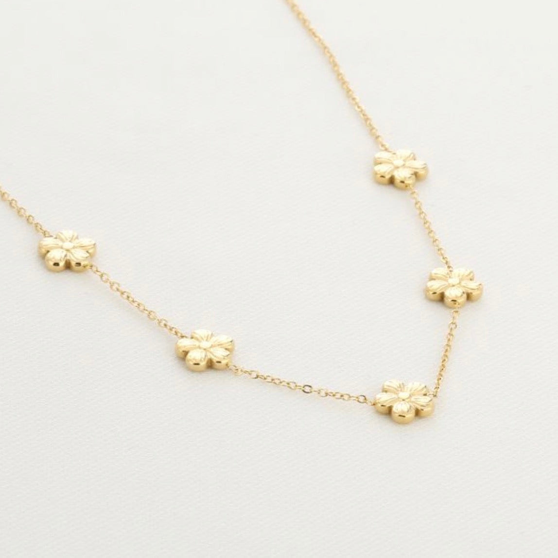 Multi Flower Necklace Gold