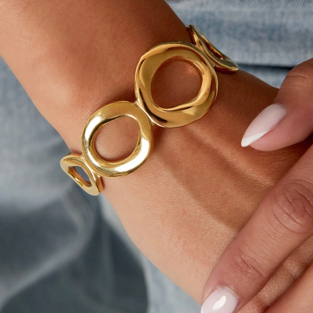 Hoops Bracelet Gold