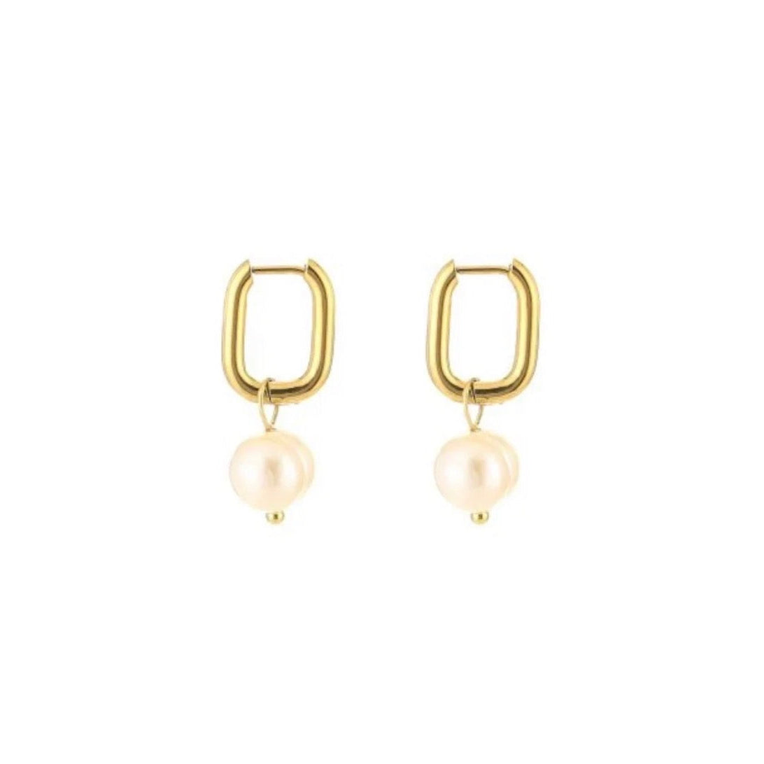 Oval Pearl Earrings