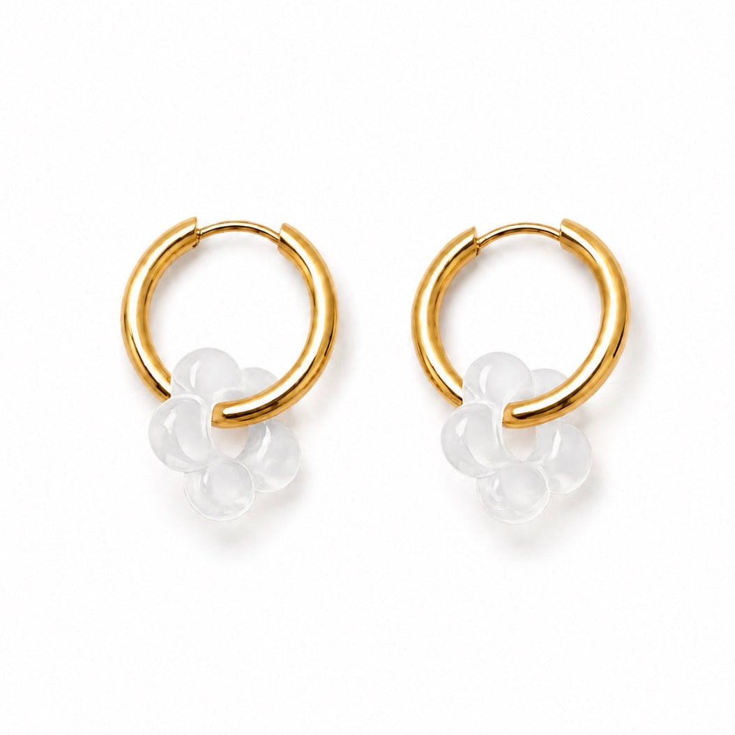 hite Flower Earrings Gold
