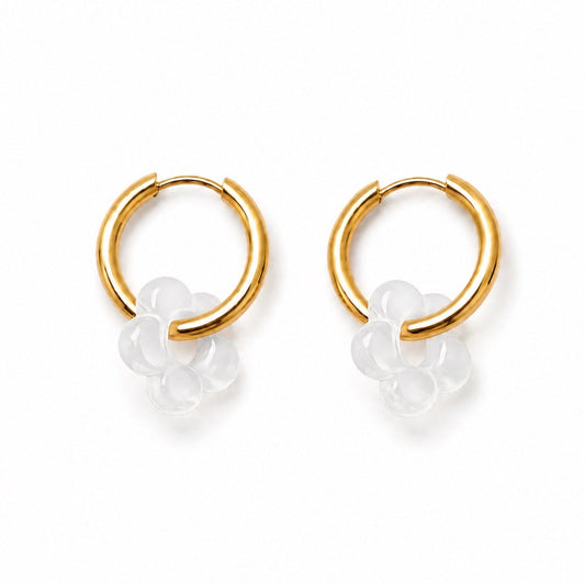 hite Flower Earrings Gold