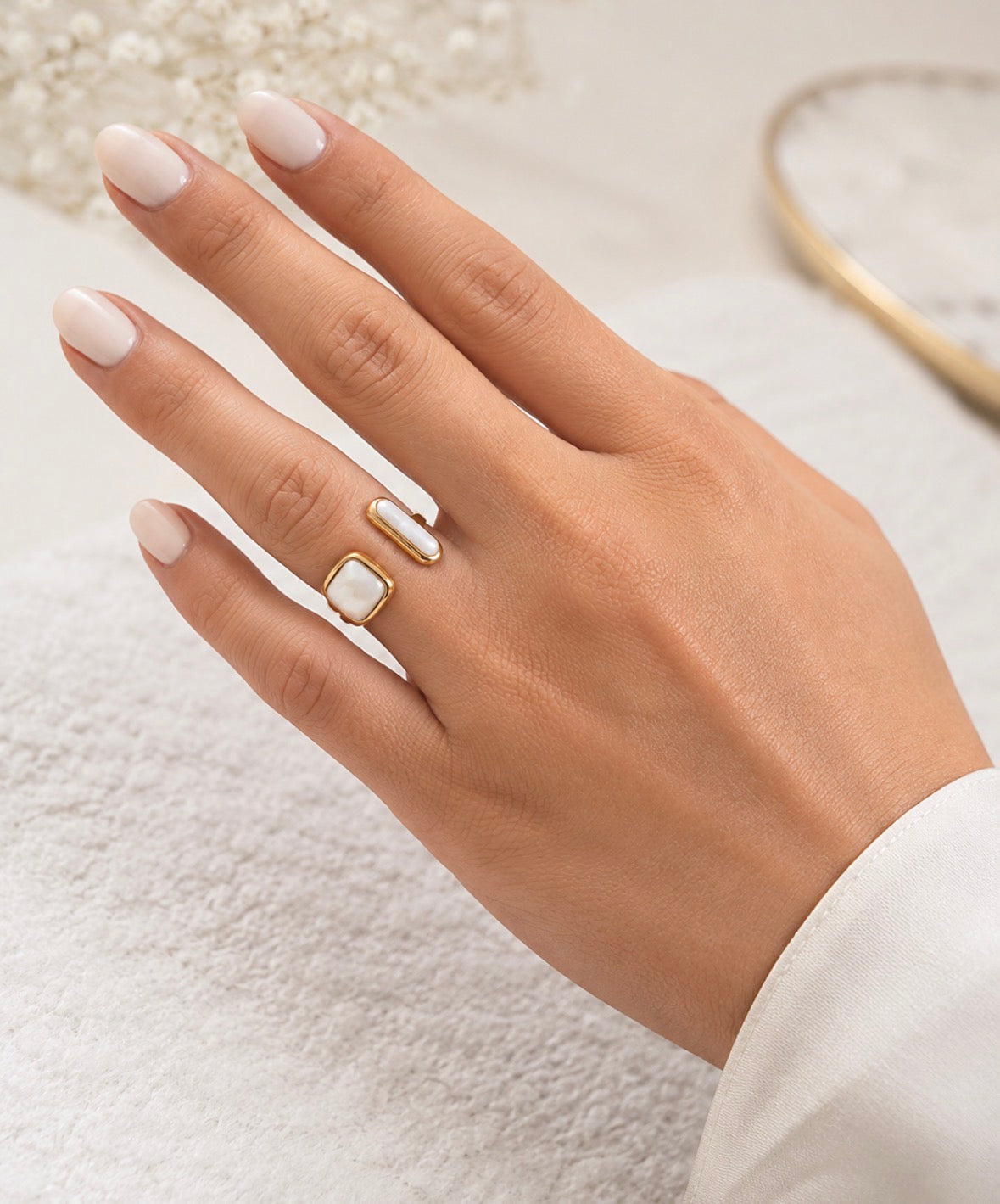 Bonnie stone Ring Gold
