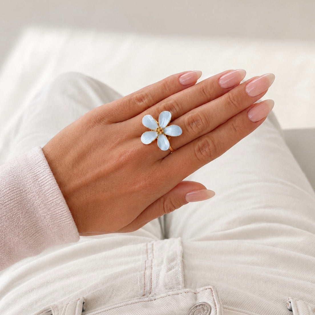 Big Flower Ring Blue