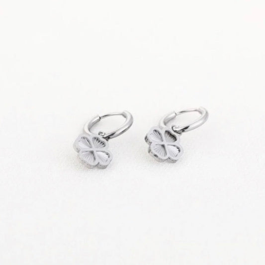 Cute Clover Earrings Silver