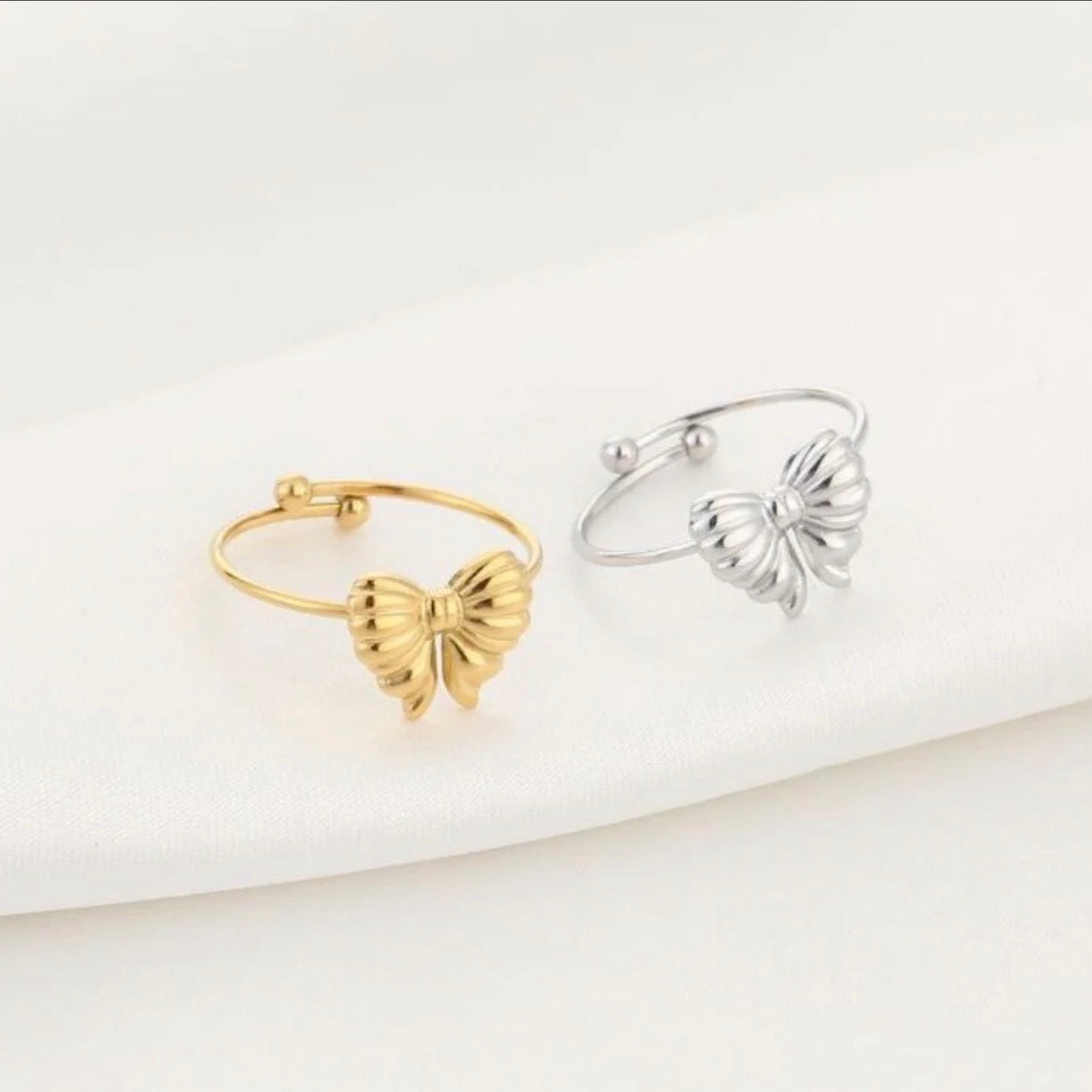 Bow Ring Gold