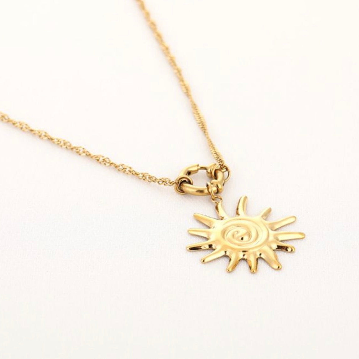 Sunshine Necklace Gold