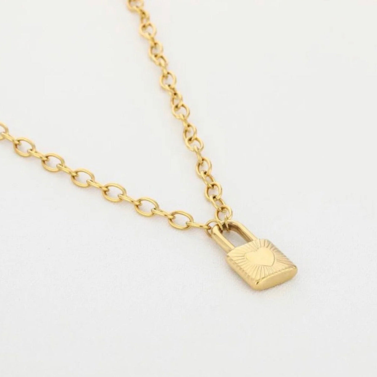 Lock Necklace Gold