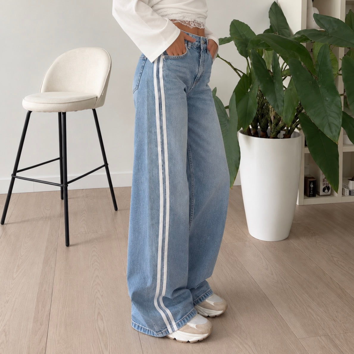 Striped Wide Leg Jeans Blue