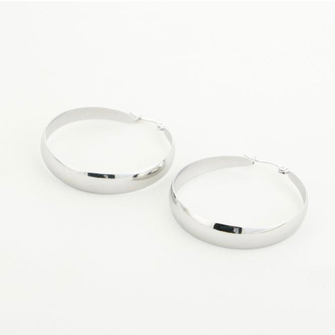 Lola Hoops Silver