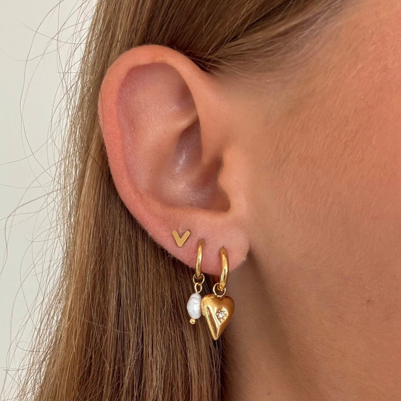 Sophia Heart Earrings Gold
