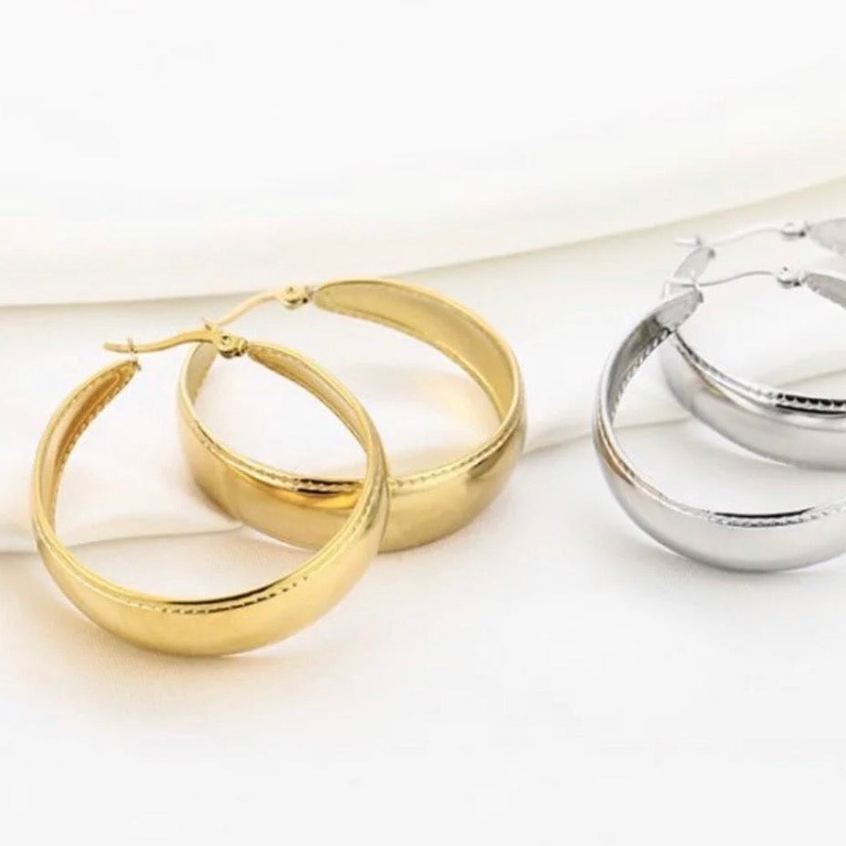 Elegant Hoops Silver