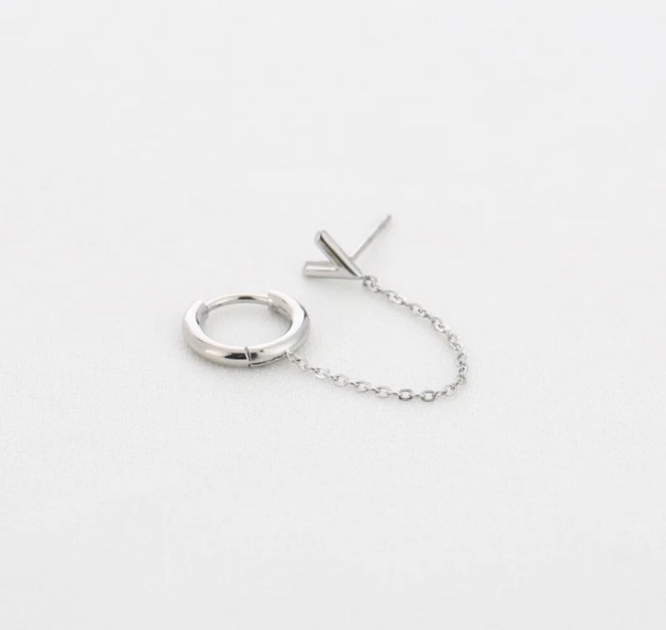 Double V Earrings Silver