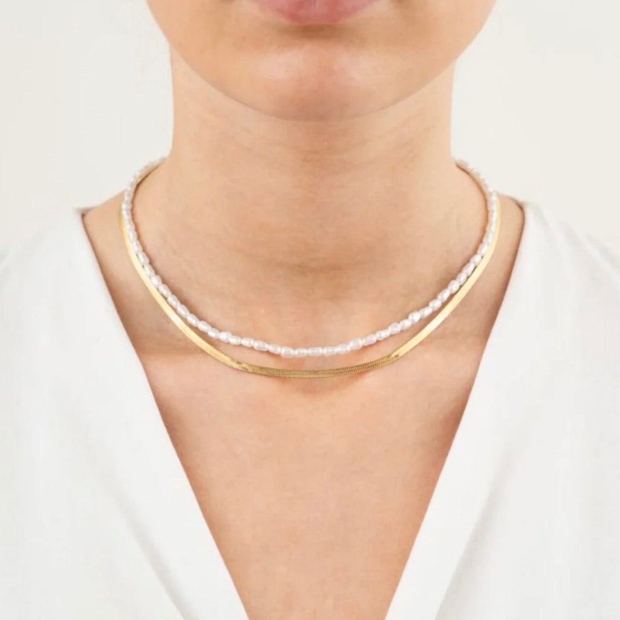 Plate & Pearls Necklace Gold