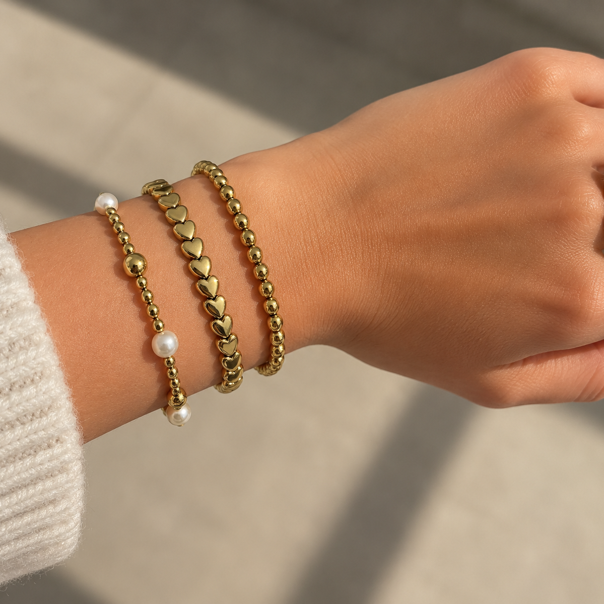Gold & White Pearls Bracelet Gold