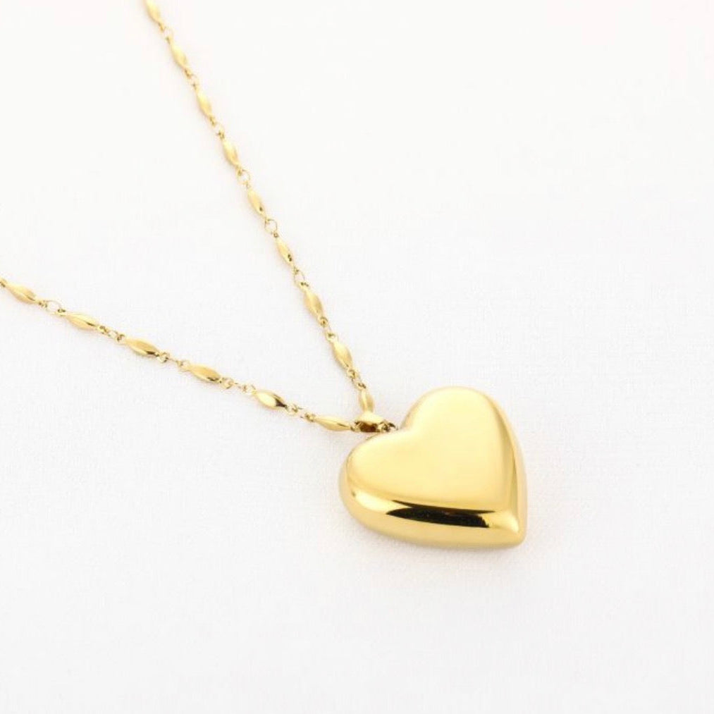 Trendy Long Heart Necklace Gold