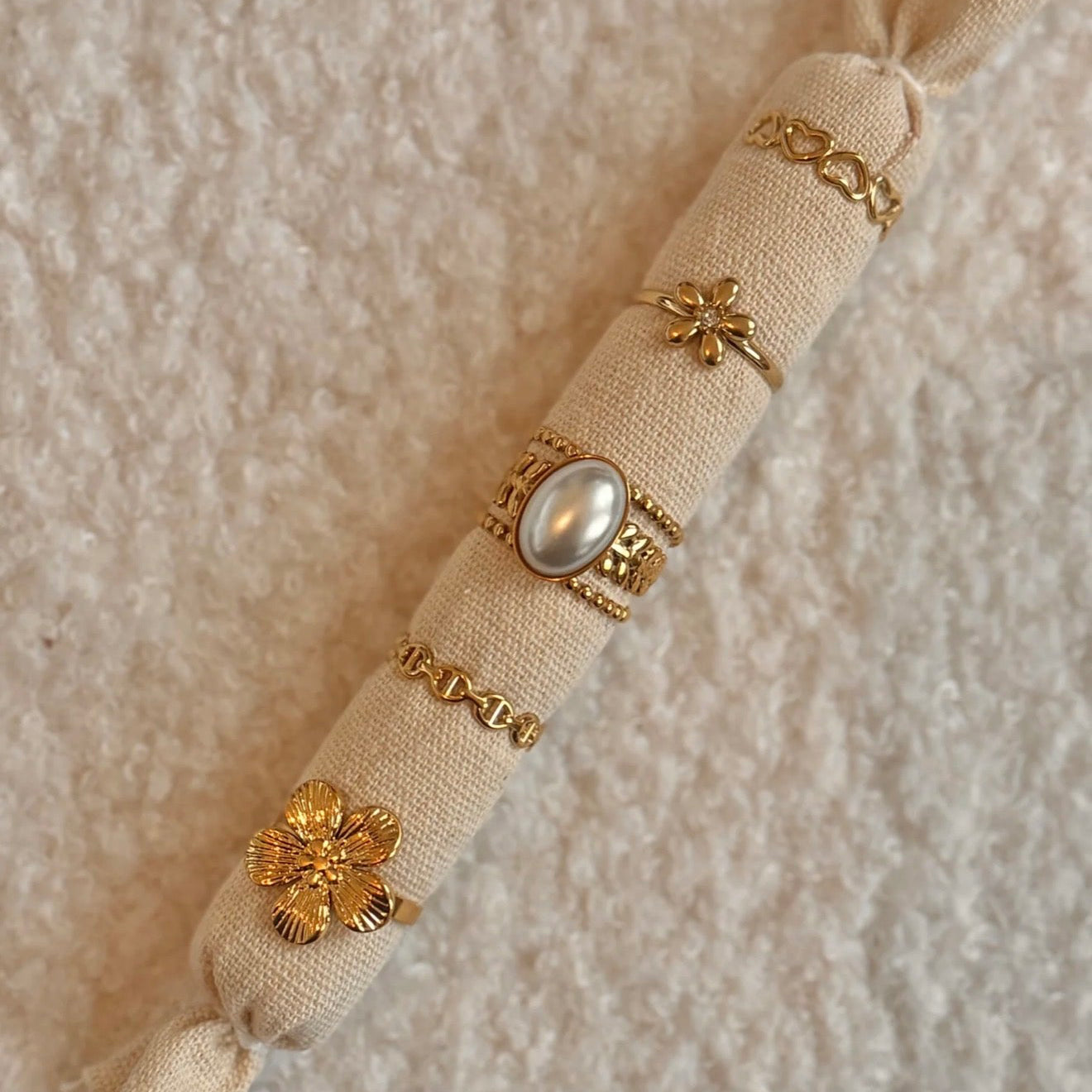 Charm Ring Gold