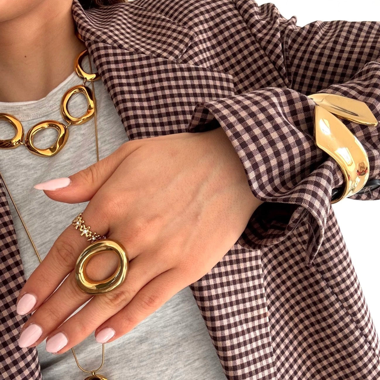 Viona Bangle Gold
