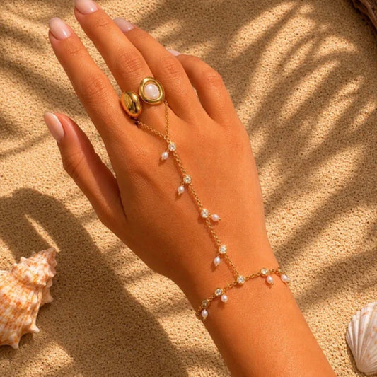 Pearls Hand Chain Gold