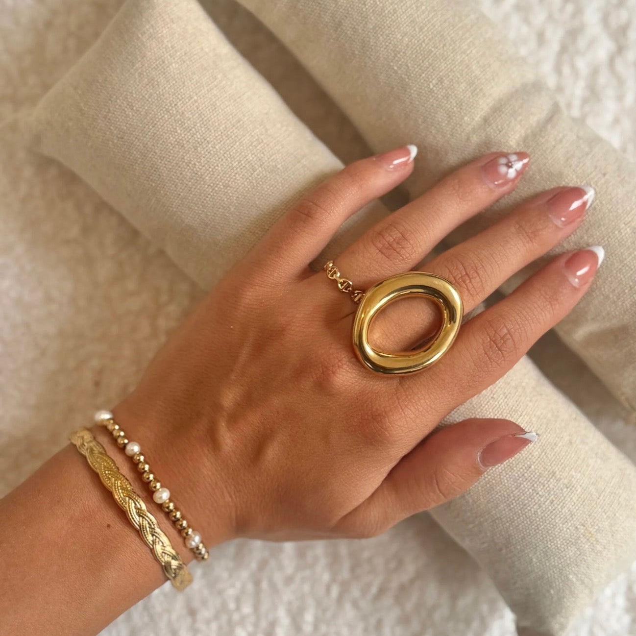 Lee Bracelet Gold