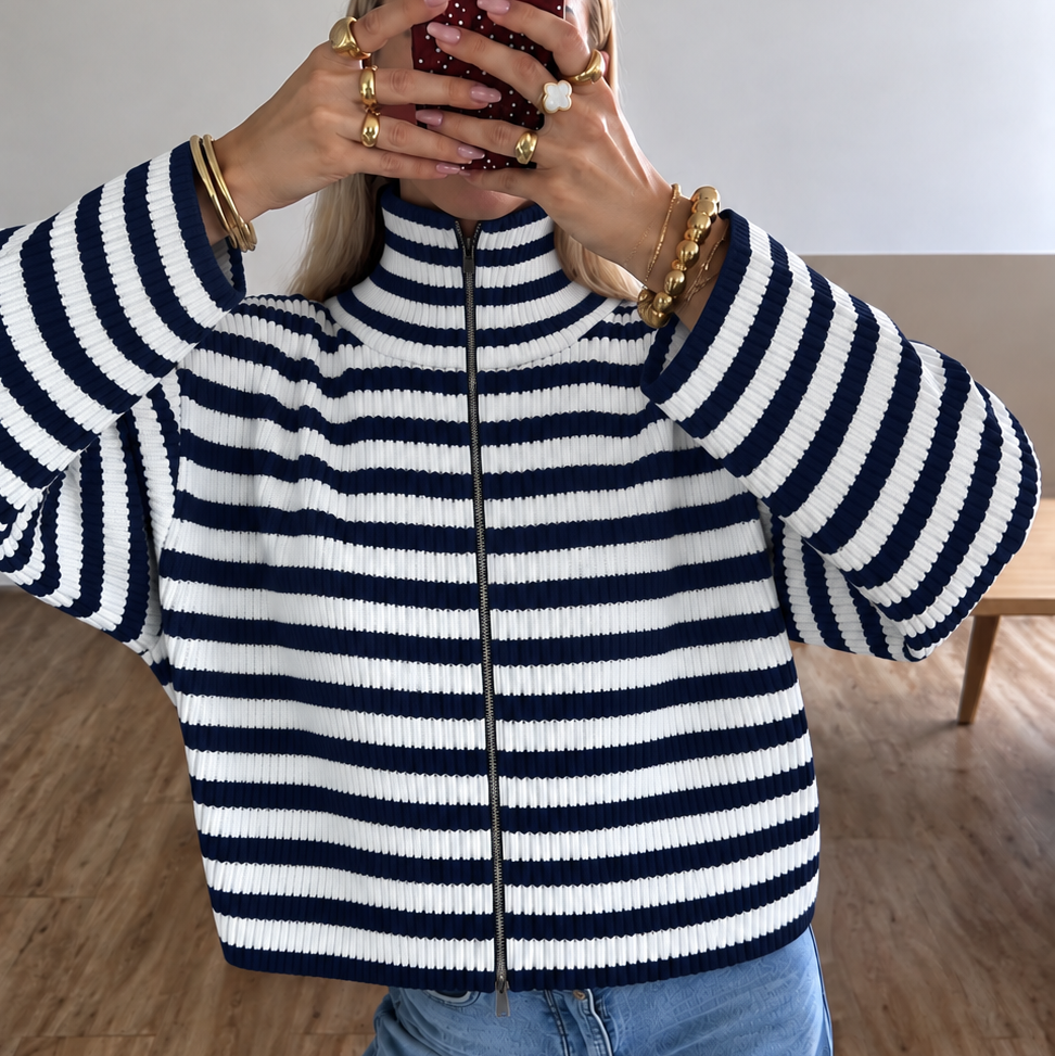 Marlow Zipper Navy & White